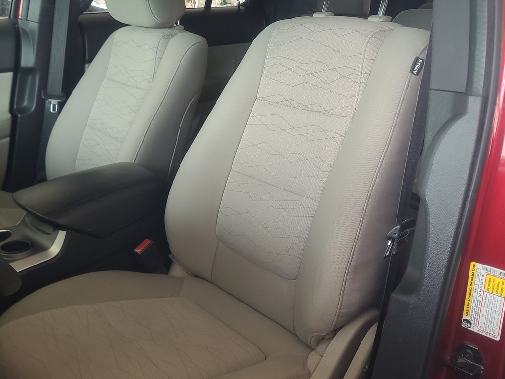 Ford Explorer Vehicle Image 20