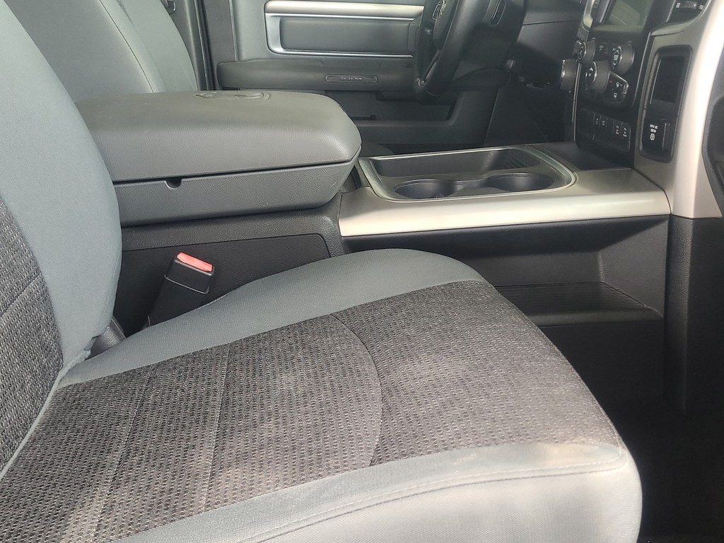 Ram 1500 Vehicle Image 22