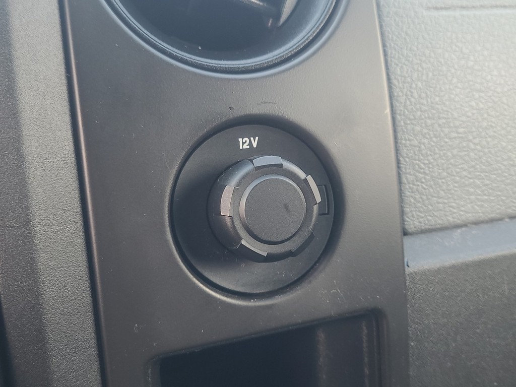 Ford F-150 Vehicle Full-screen Gallery Image 13