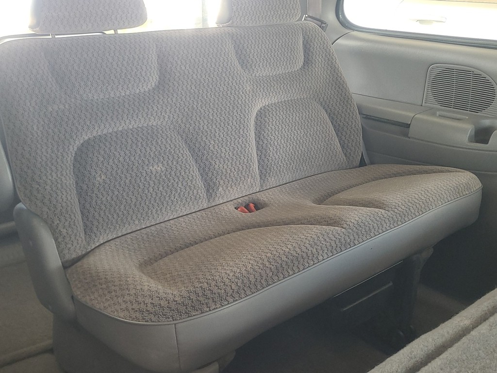 Plymouth Voyager Vehicle Image 21