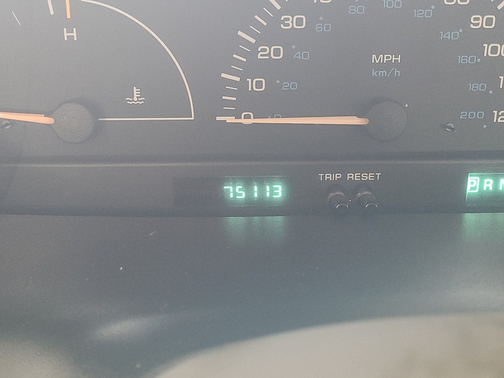 Plymouth Voyager Vehicle Image 29