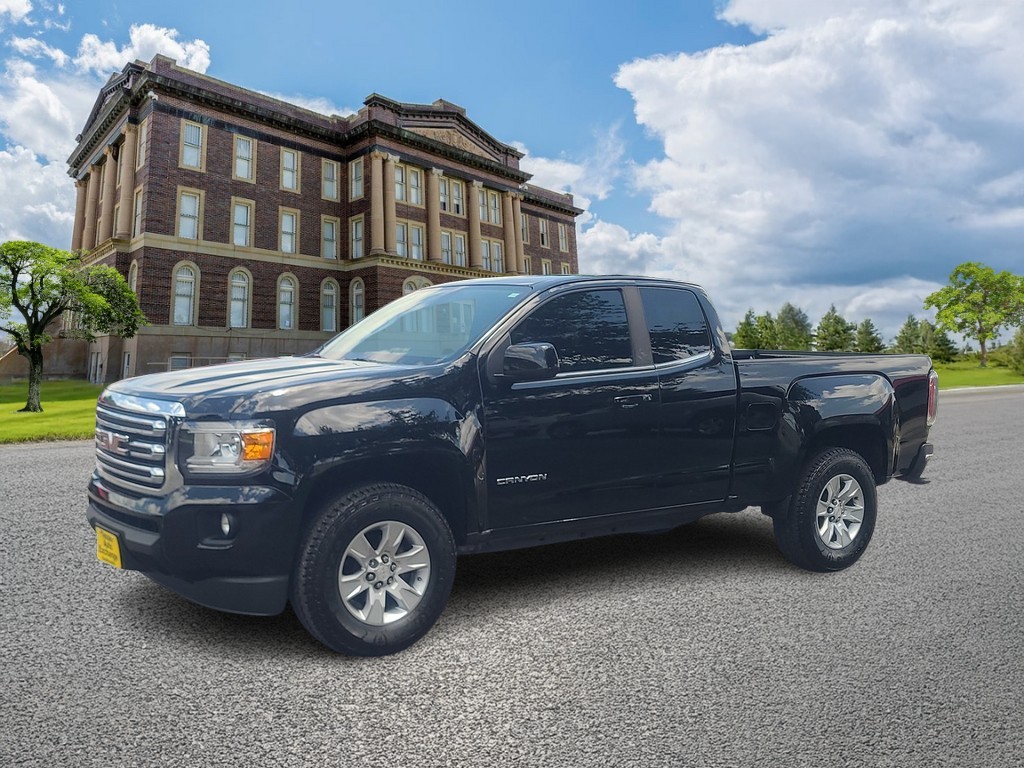 GMC Canyon Vehicle Full-screen Gallery Image 08