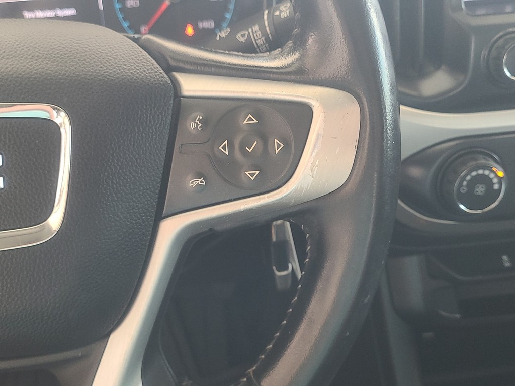 GMC Canyon Vehicle Full-screen Gallery Image 29