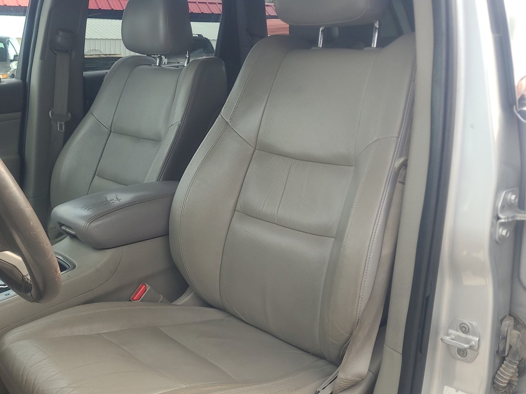 Jeep Grand Cherokee Vehicle Full-screen Gallery Image 20