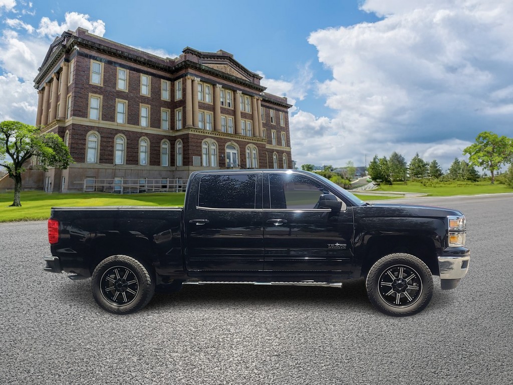 Chevrolet Silverado 1500 Vehicle Full-screen Gallery Image 02