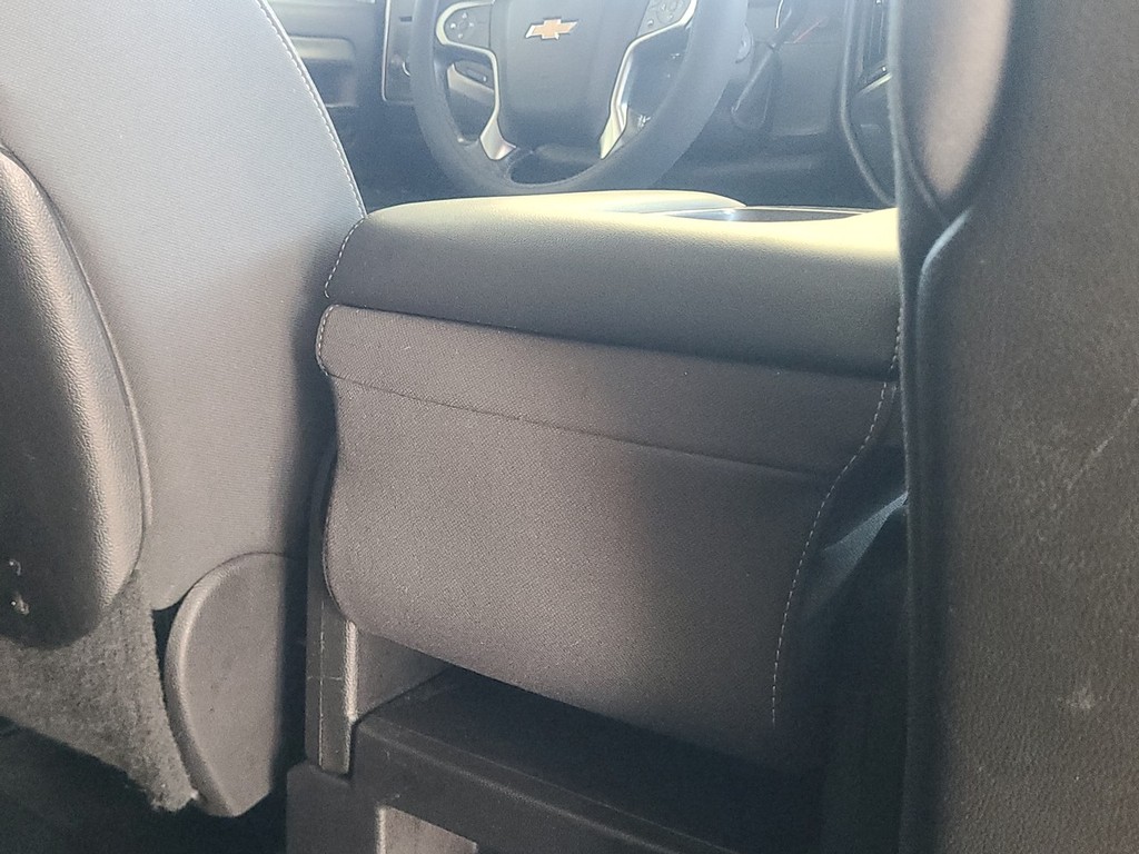 Chevrolet Silverado 1500 Vehicle Full-screen Gallery Image 13