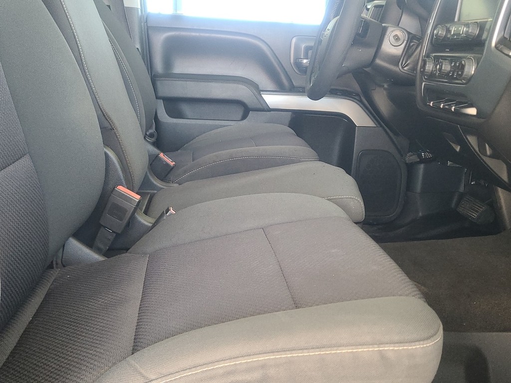 Chevrolet Silverado 1500 Vehicle Full-screen Gallery Image 22