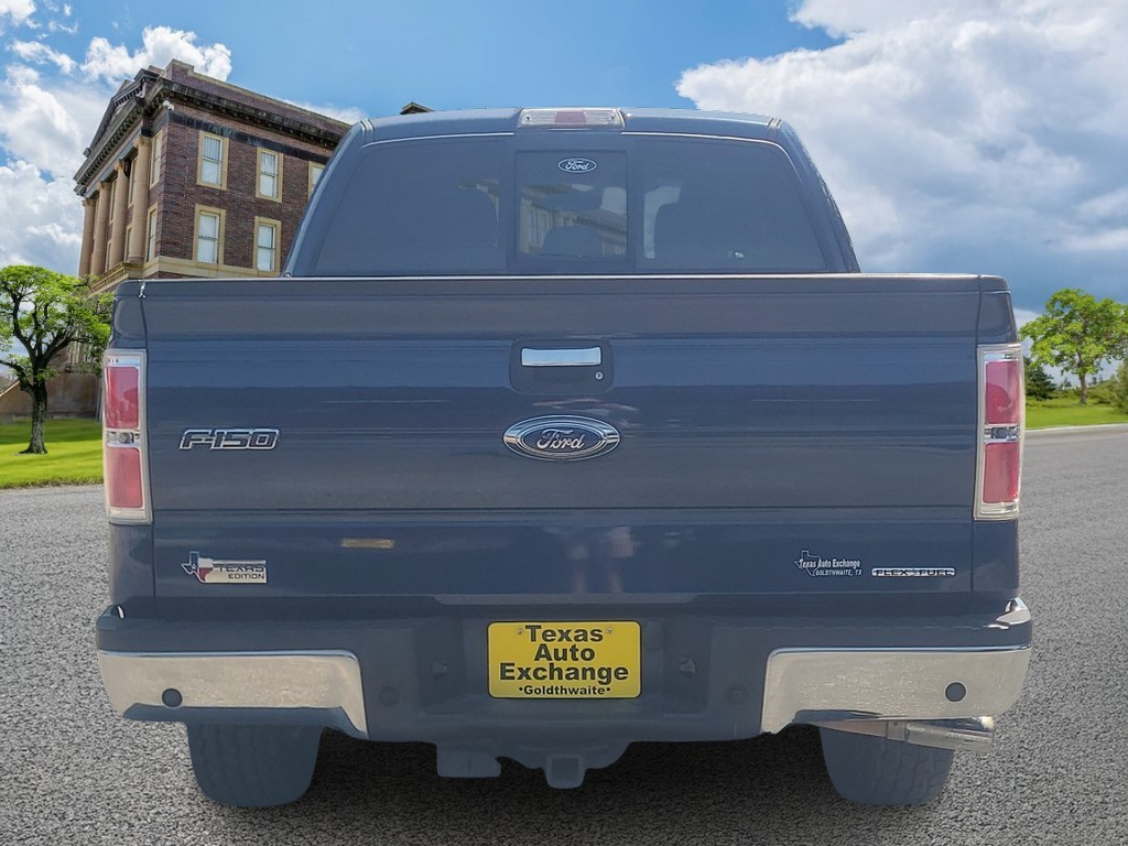 Ford F-150 Vehicle Full-screen Gallery Image 04