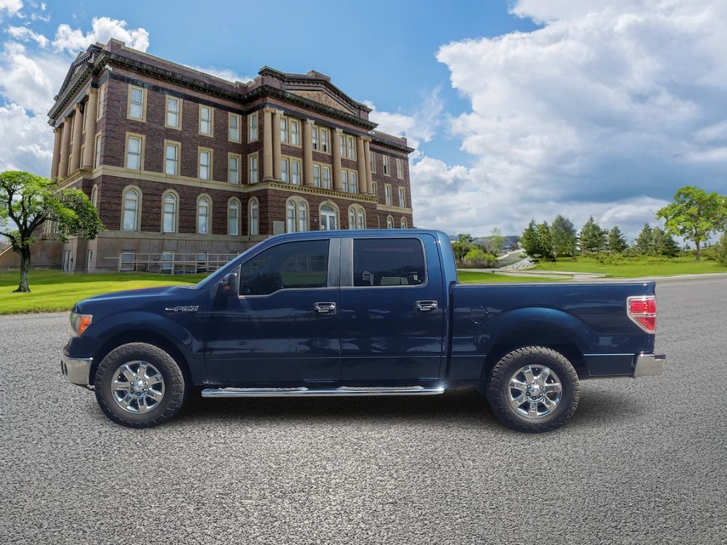 Ford F-150 Vehicle Full-screen Gallery Image 07