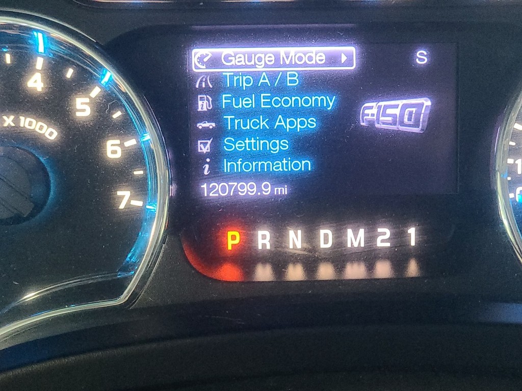 Ford F-150 Vehicle Full-screen Gallery Image 30
