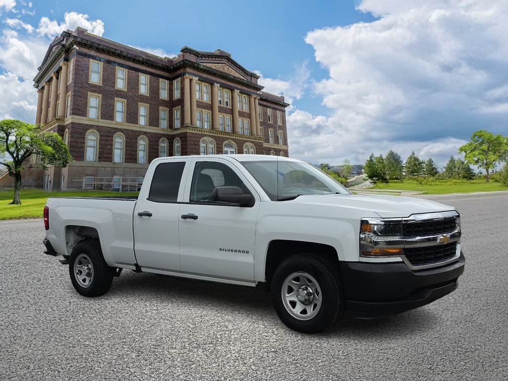 Chevrolet Silverado 1500 LD Vehicle Full-screen Gallery Image 01