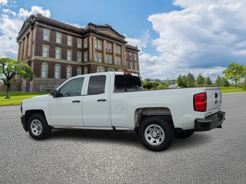 Chevrolet Silverado 1500 LD Vehicle Full-screen Gallery Image 05