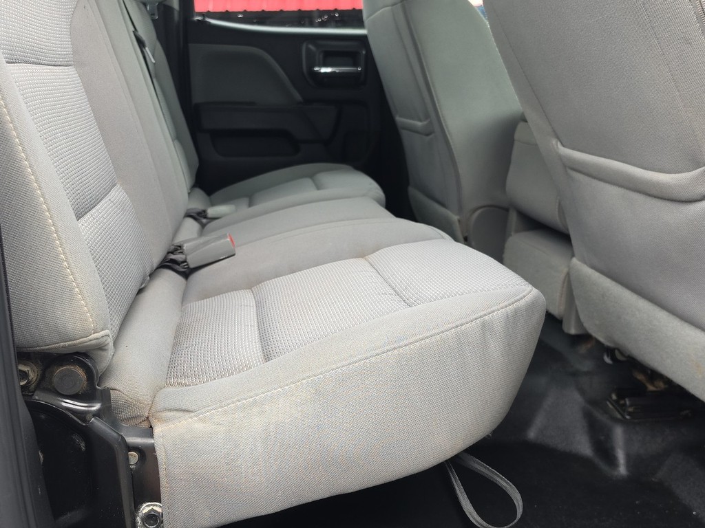 Chevrolet Silverado 1500 LD Vehicle Full-screen Gallery Image 10