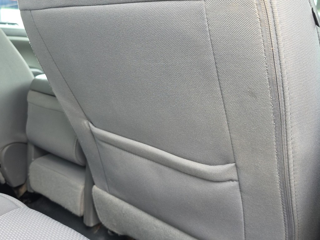 Chevrolet Silverado 1500 LD Vehicle Full-screen Gallery Image 11