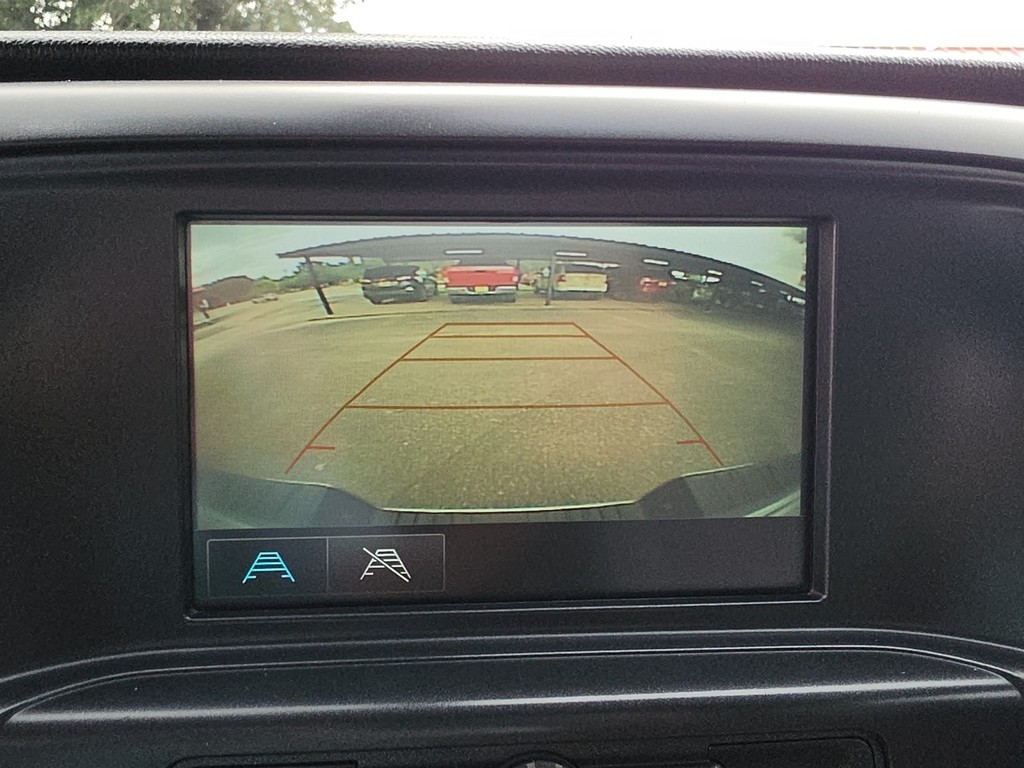 Chevrolet Silverado 1500 LD Vehicle Full-screen Gallery Image 33