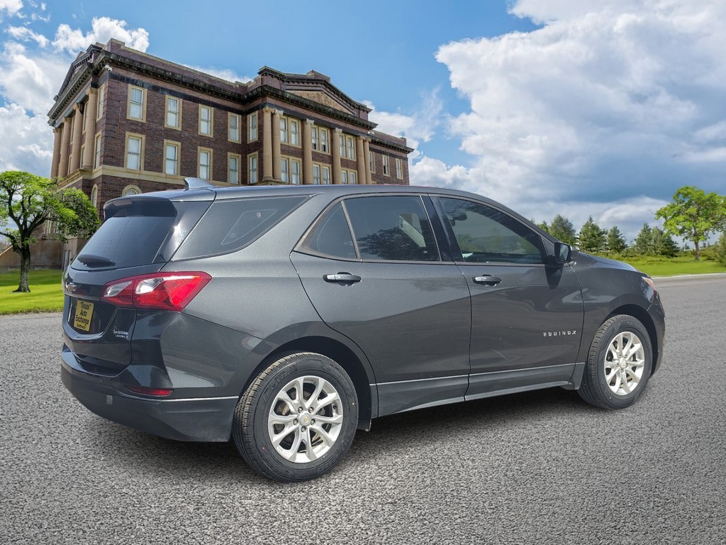 Chevrolet Equinox Vehicle Full-screen Gallery Image 03