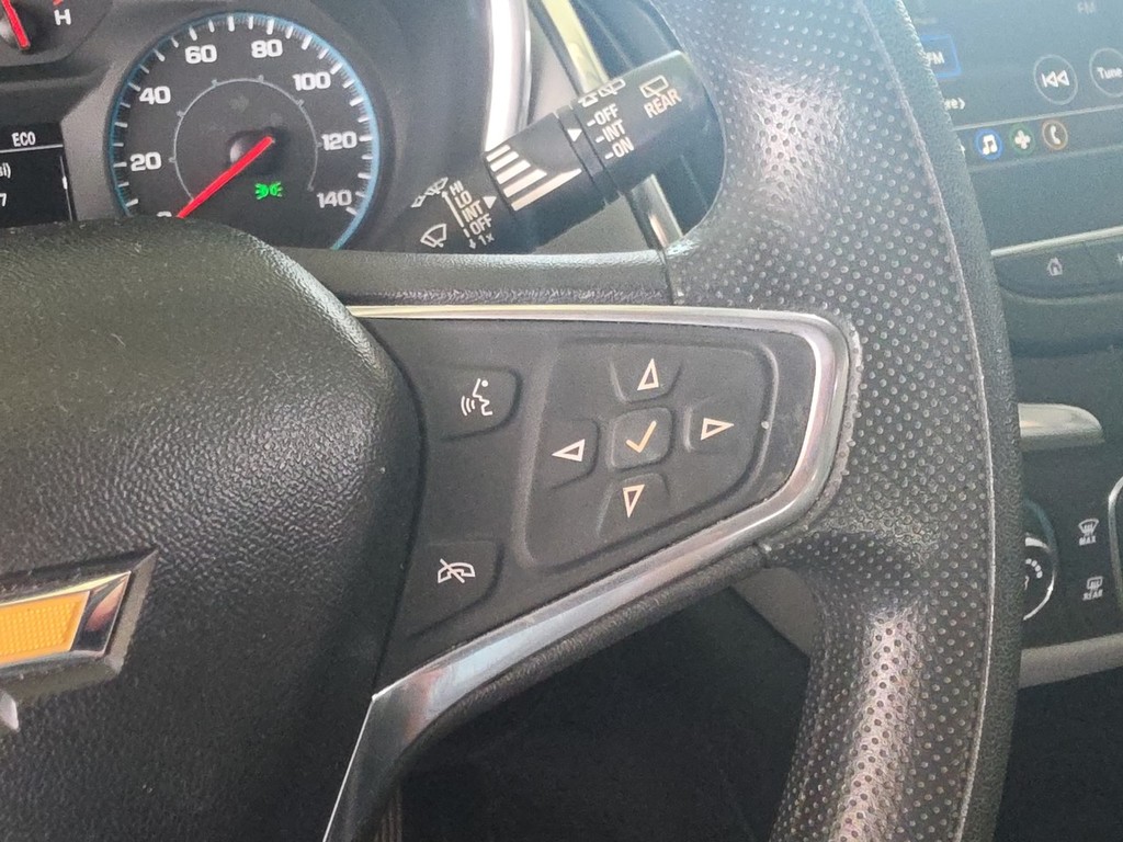 Chevrolet Equinox Vehicle Full-screen Gallery Image 29