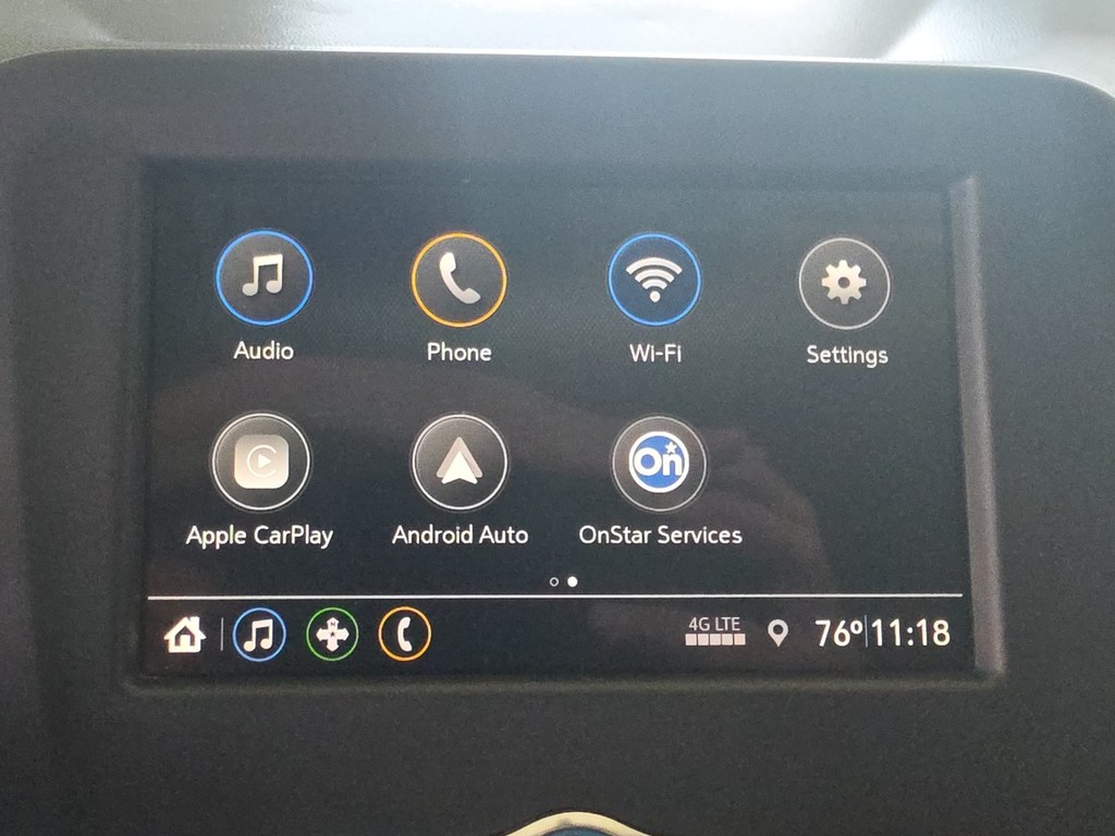 Chevrolet Equinox Vehicle Full-screen Gallery Image 32