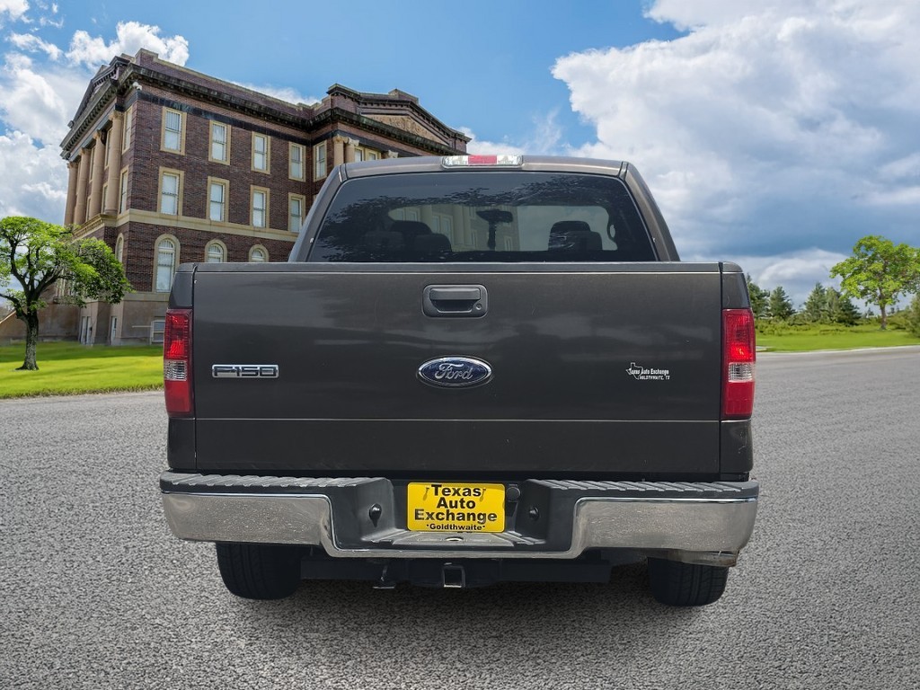Ford F-150 Vehicle Full-screen Gallery Image 4