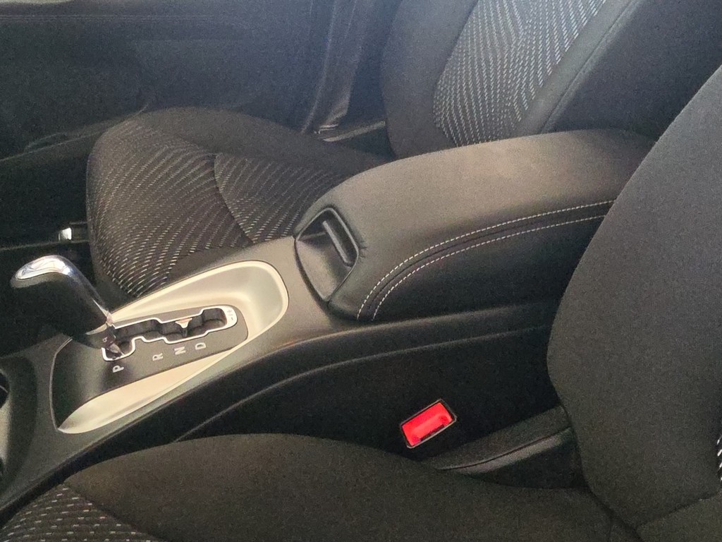 Dodge Journey Vehicle Full-screen Gallery Image 18