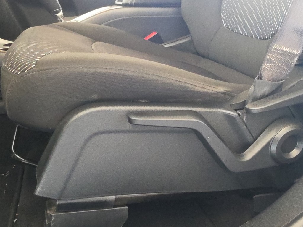 Dodge Journey Vehicle Full-screen Gallery Image 24