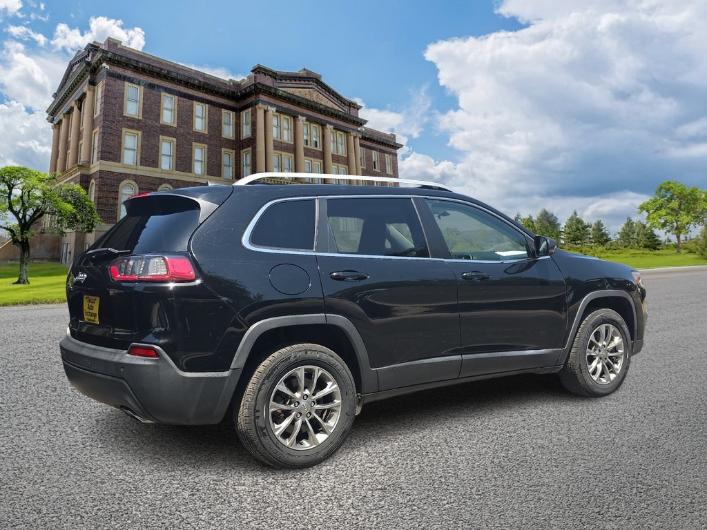 Jeep Cherokee Vehicle Full-screen Gallery Image 3