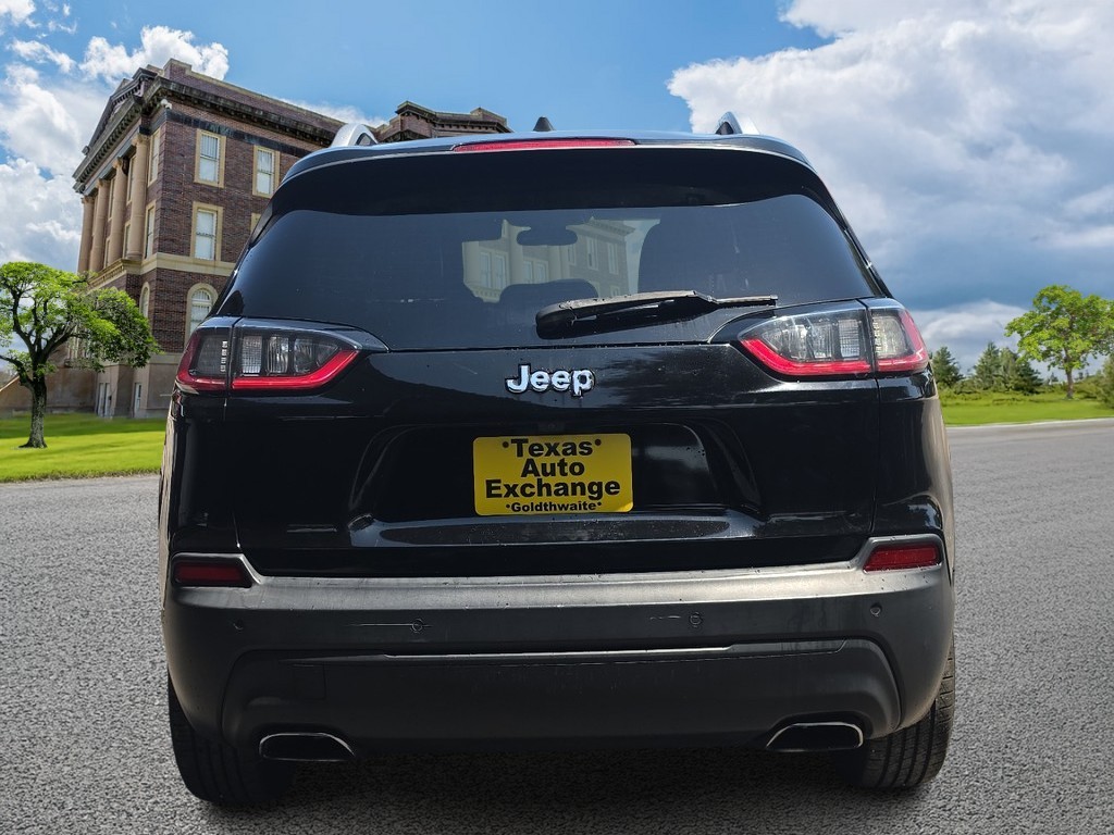 Jeep Cherokee Vehicle Full-screen Gallery Image 4