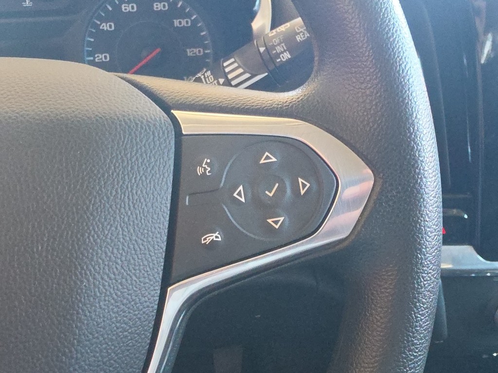 Chevrolet Traverse Vehicle Full-screen Gallery Image 29