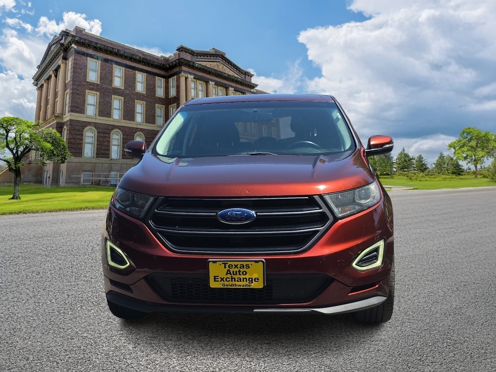 Ford Edge Vehicle Full-screen Gallery Image 9