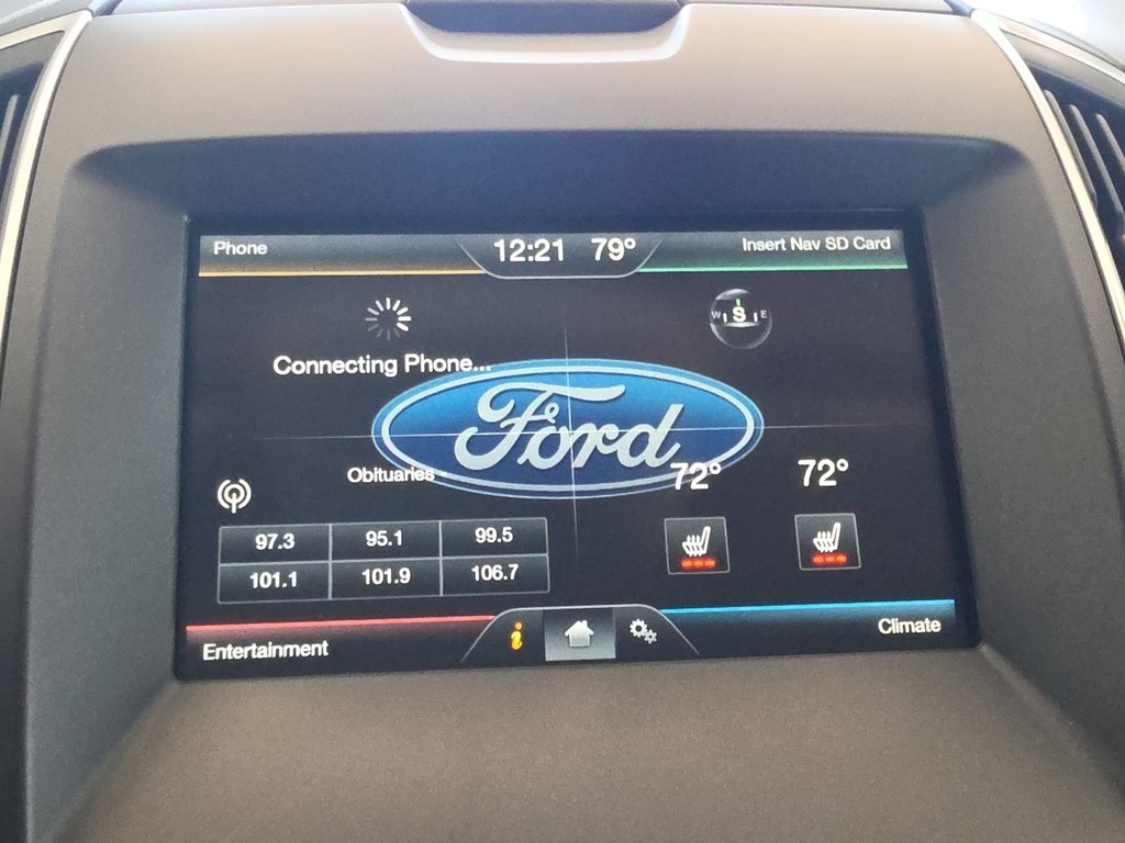 Ford Edge Vehicle Full-screen Gallery Image 32