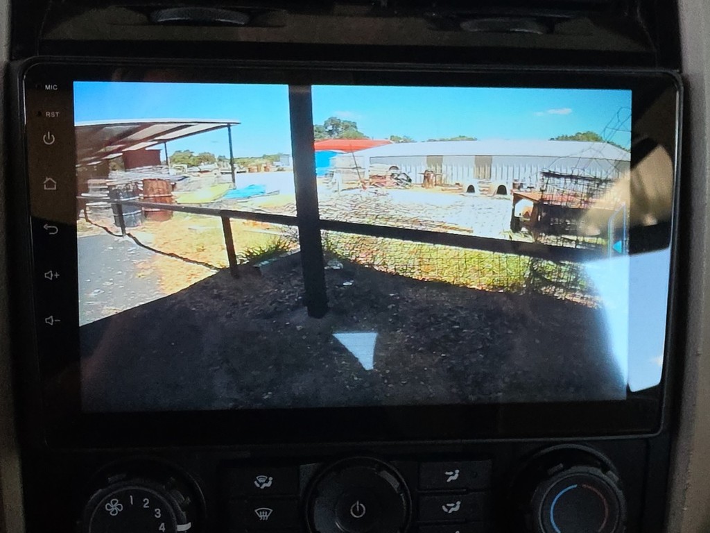 Ford Escape Vehicle Full-screen Gallery Image 33