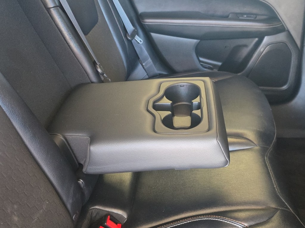 Jeep Compass Vehicle Full-screen Gallery Image 11