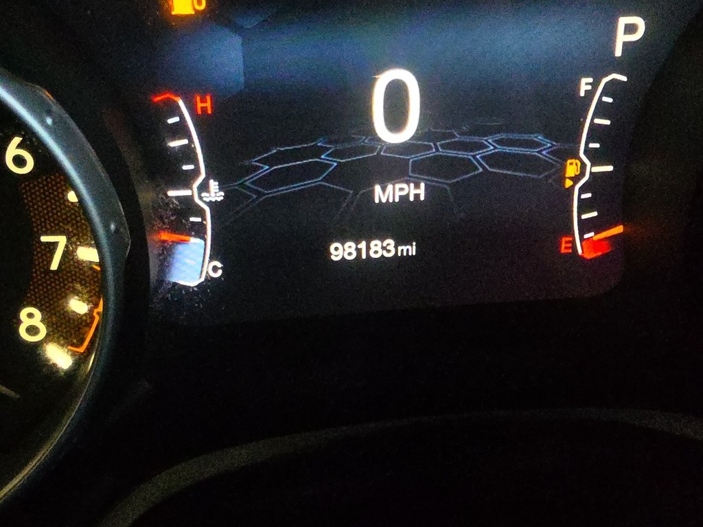 Jeep Compass Vehicle Full-screen Gallery Image 30