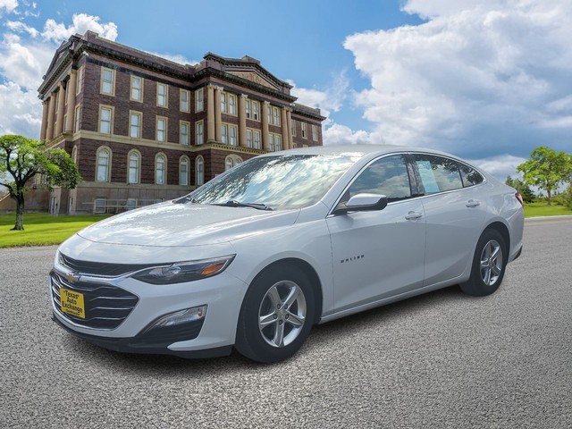 Chevrolet Malibu Vehicle Full-screen Gallery Image 08