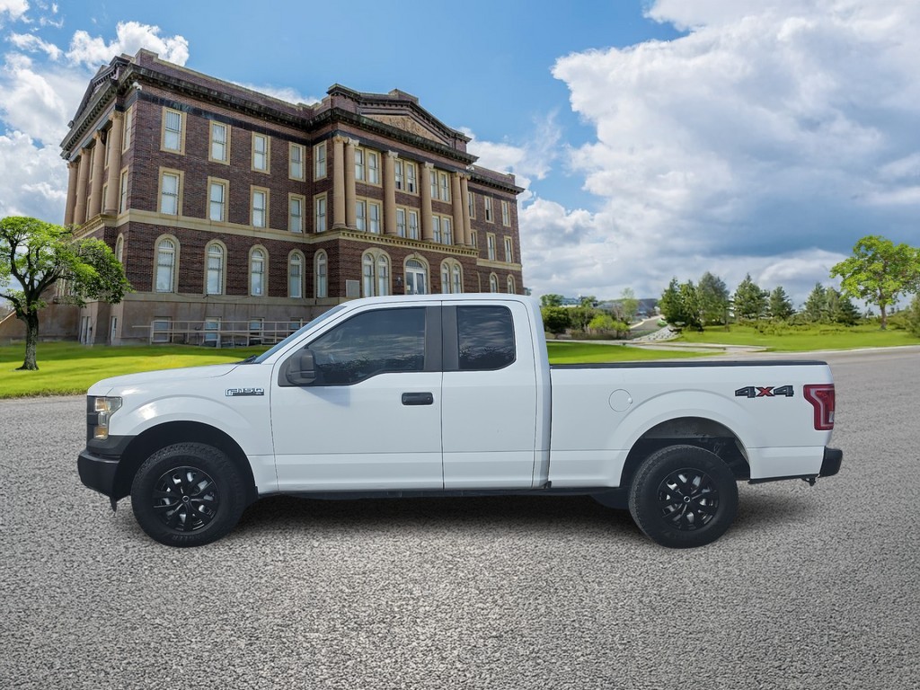Ford F-150 Vehicle Full-screen Gallery Image 7
