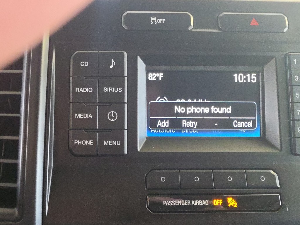 Ford F-150 Vehicle Full-screen Gallery Image 16