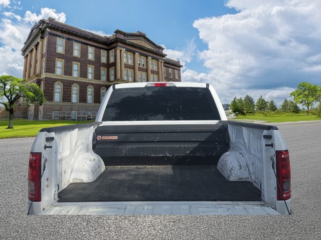 Ford F-150 Vehicle Full-screen Gallery Image 05