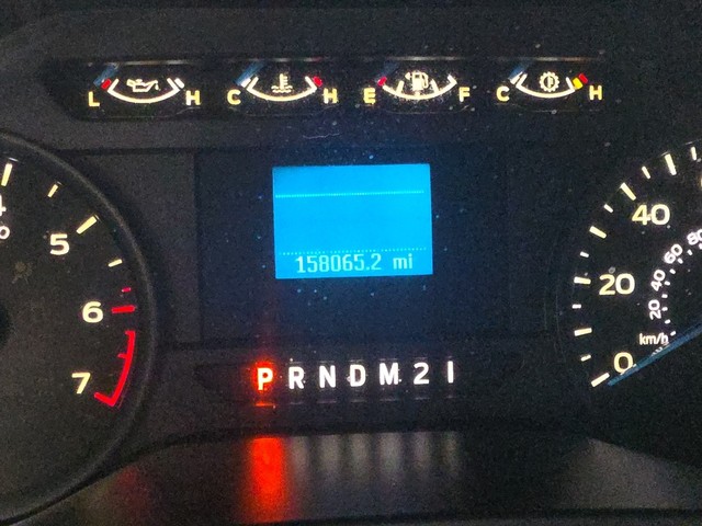 Ford F-150 Vehicle Full-screen Gallery Image 30