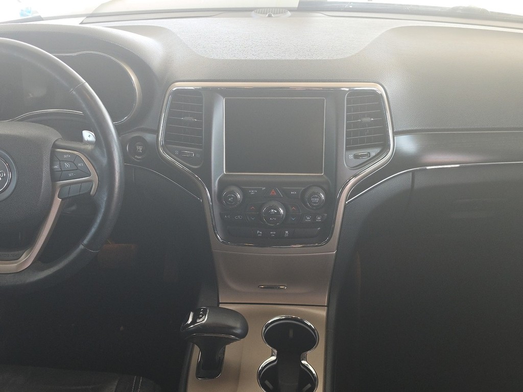 Jeep Grand Cherokee Vehicle Full-screen Gallery Image 14