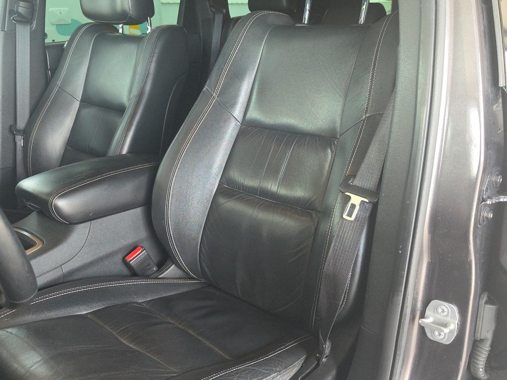 Jeep Grand Cherokee Vehicle Full-screen Gallery Image 20