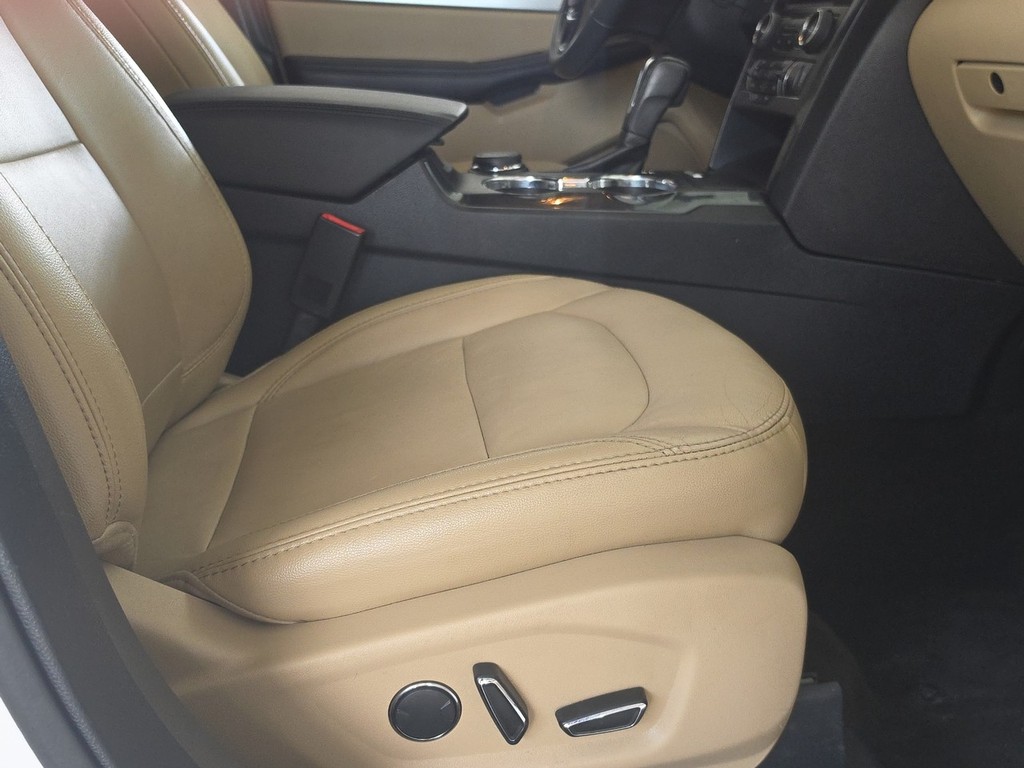 2017 Ford Explorer XLT - Photo 22