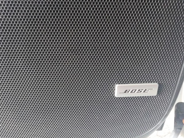 Buick Enclave Vehicle Full-screen Gallery Image 31