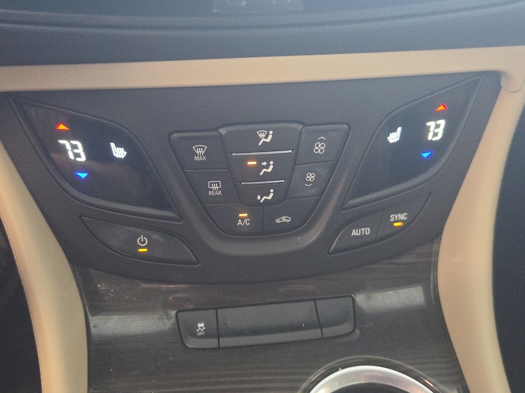 Buick Envision Vehicle Full-screen Gallery Image 31