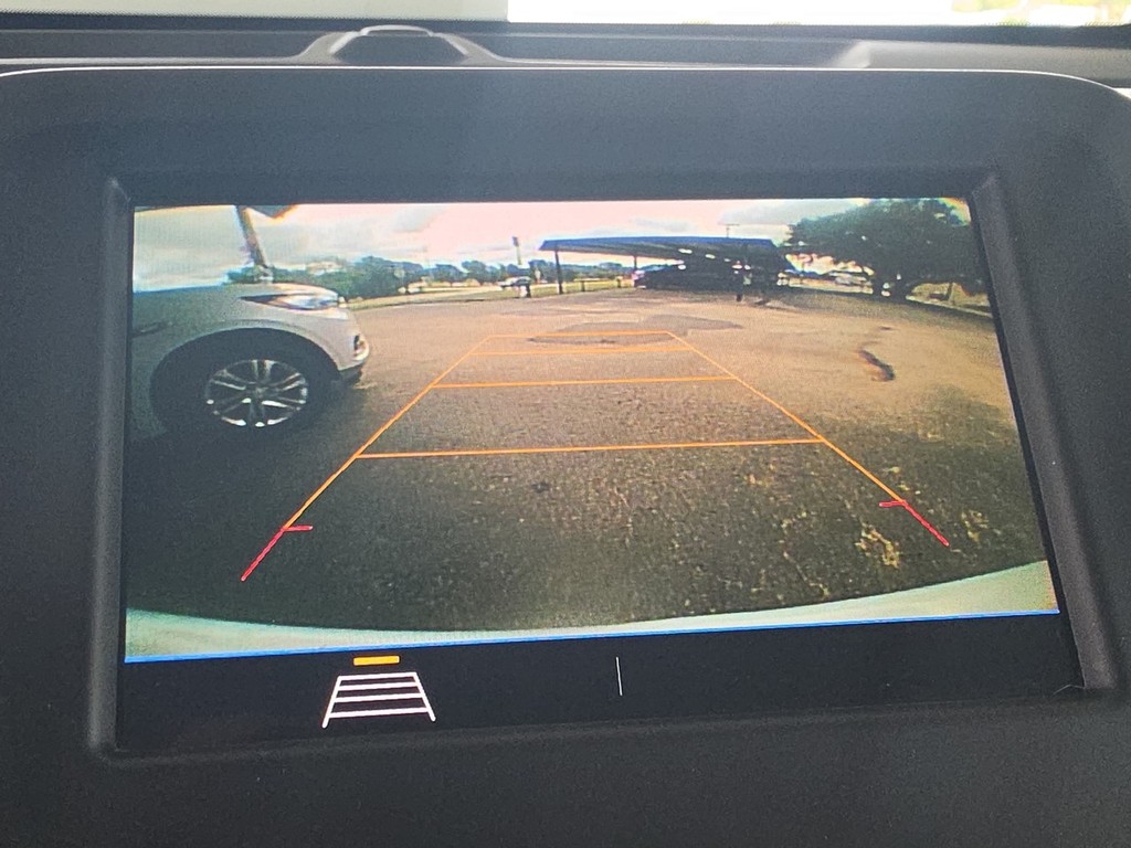 Chevrolet Equinox Vehicle Full-screen Gallery Image 33