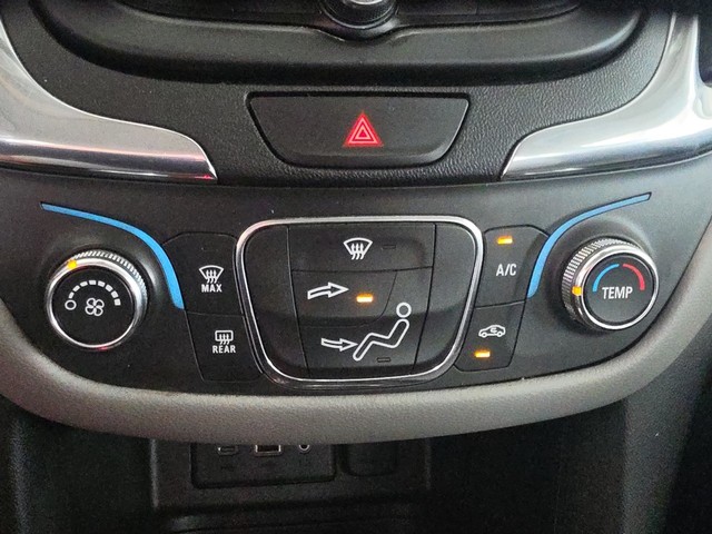 Chevrolet Equinox Vehicle Full-screen Gallery Image 31