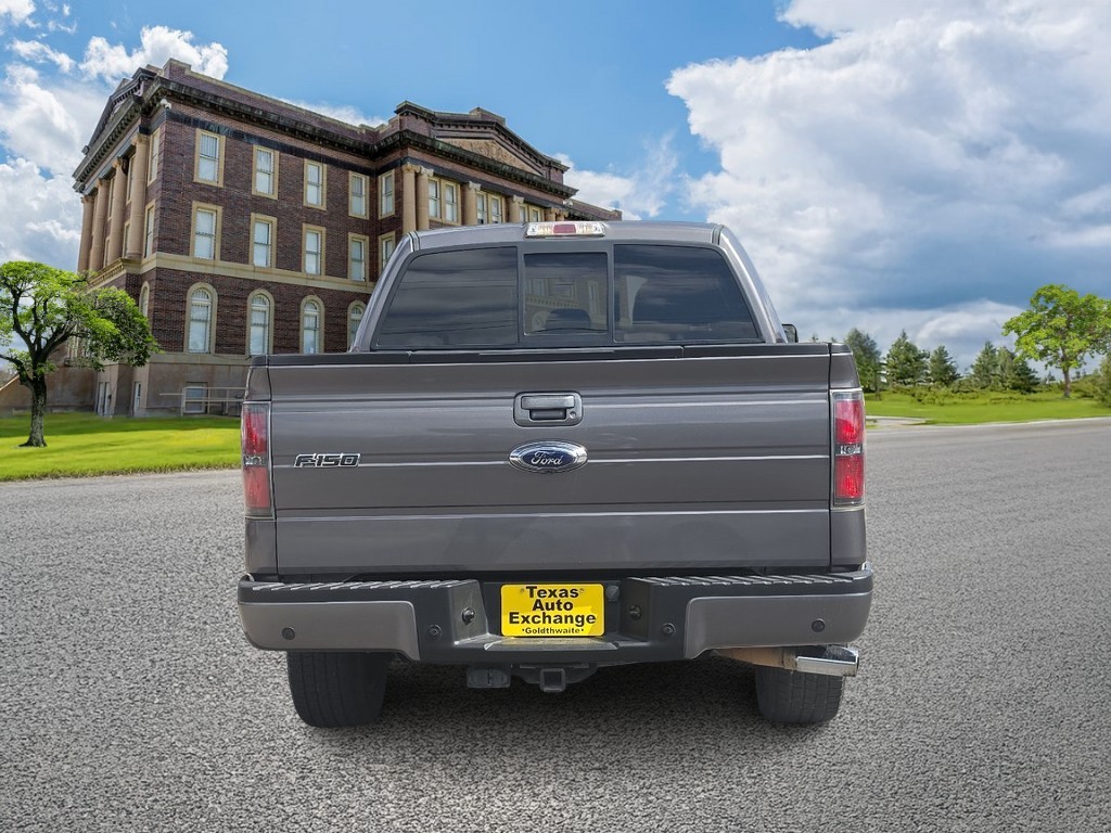 Ford F-150 Vehicle Full-screen Gallery Image 4