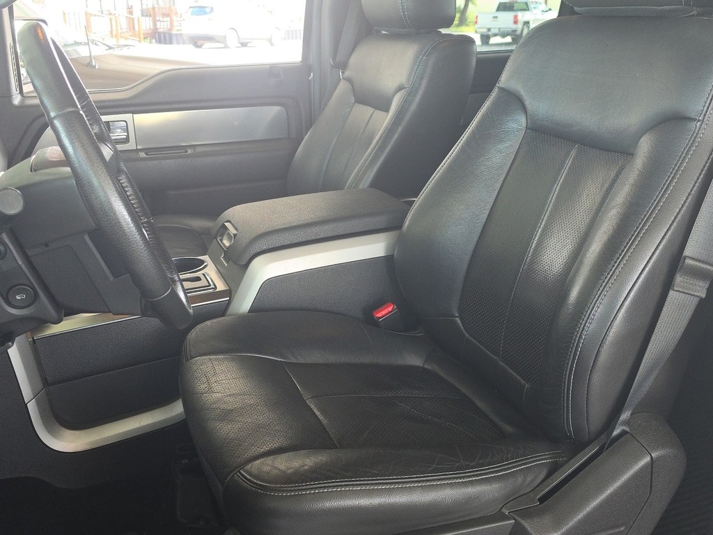Ford F-150 Vehicle Full-screen Gallery Image 19