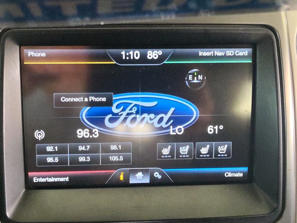 Ford F-150 Vehicle Full-screen Gallery Image 31