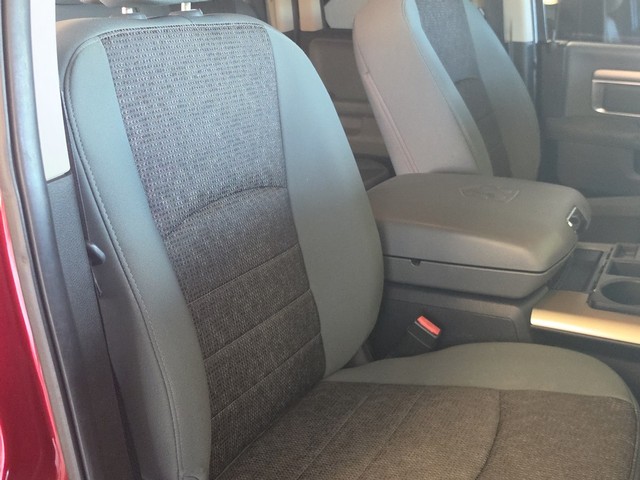 Ram 1500 Vehicle Full-screen Gallery Image 19