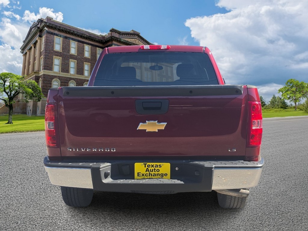 Chevrolet Silverado 1500 Vehicle Full-screen Gallery Image 4